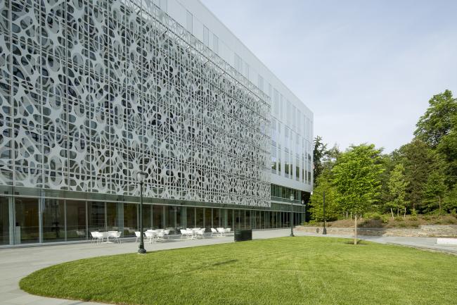 Exterior view of Penn's Levin Building